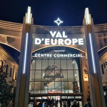 Appartement Disney-Paris Ferrieres-En-Brie Exterior photo